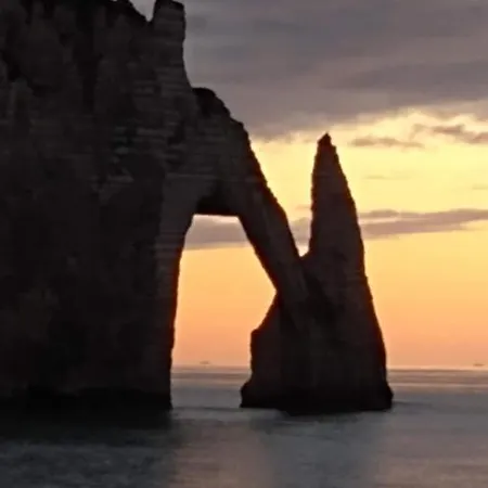 Panorama, Vue Et Falaises D Villa Étretat