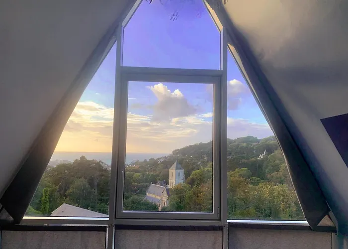 Panorama, Vue Et Falaises D Exception *